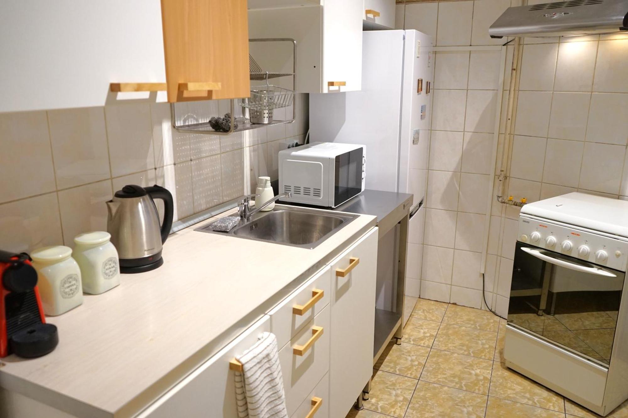 Spacious 3Br, 2Bt With 5 Balconies Bukarest Eksteriør billede