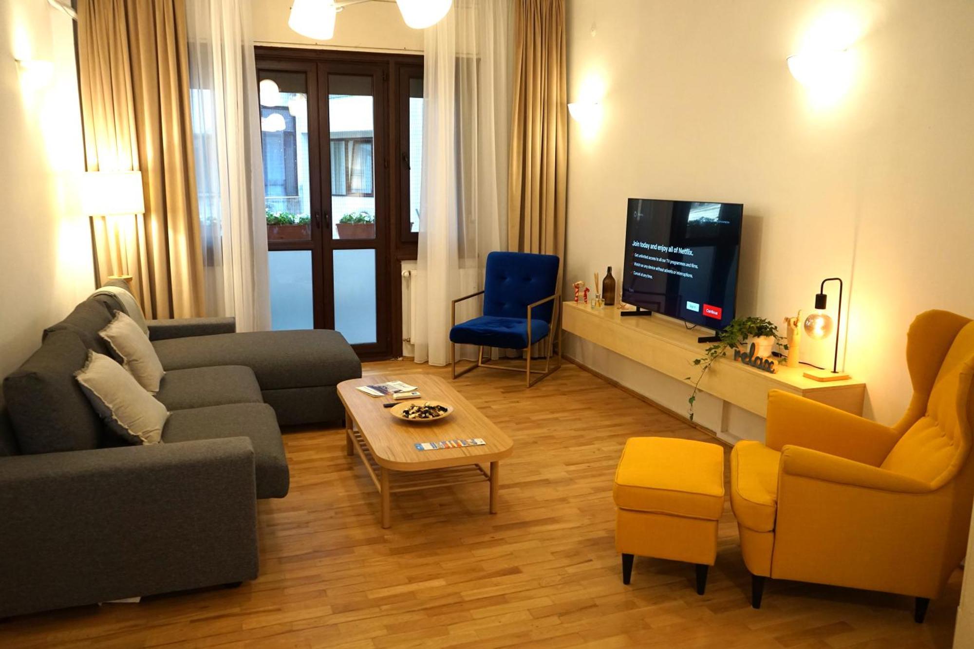 Spacious 3Br, 2Bt With 5 Balconies Bukarest Eksteriør billede